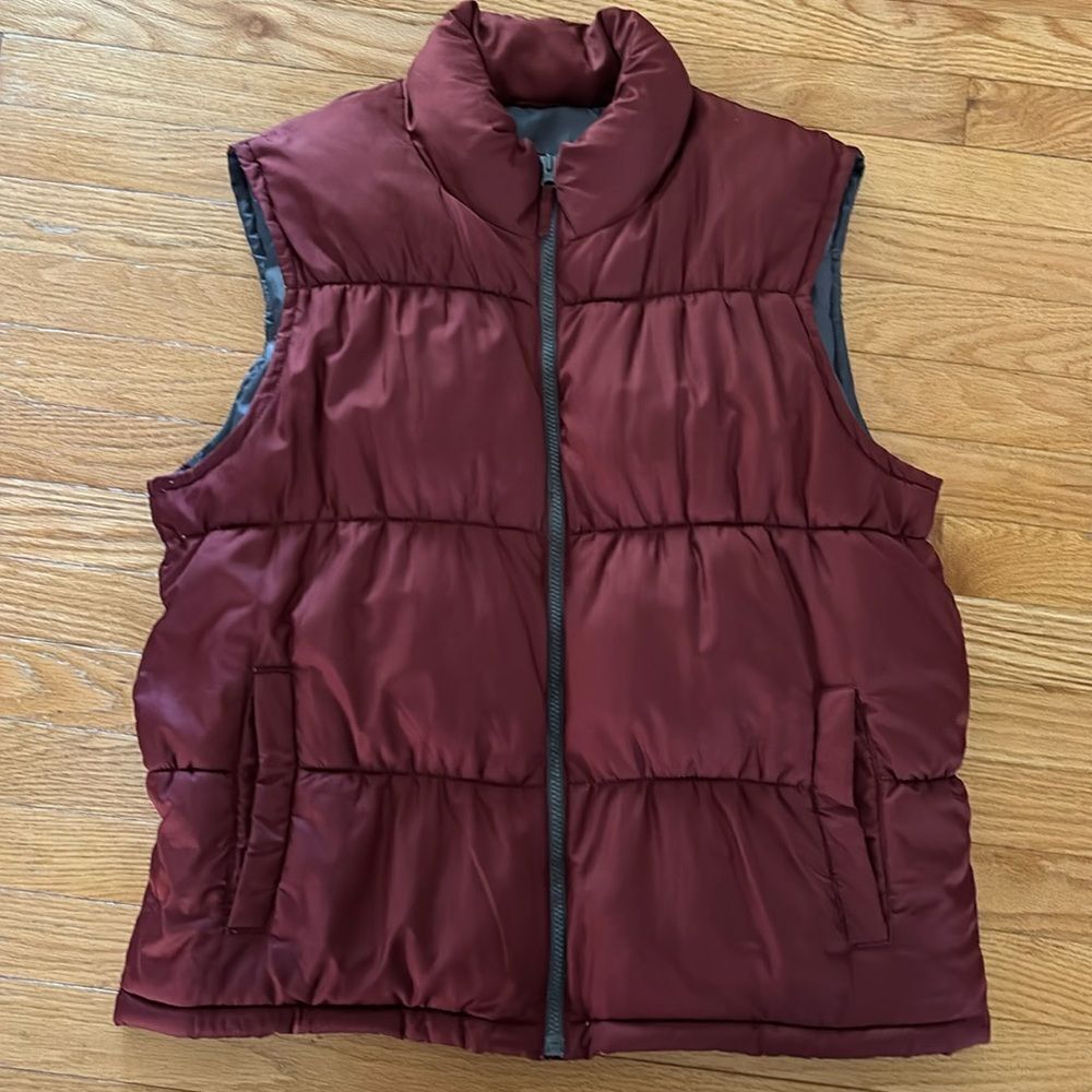 Burgundy Puffer Vest Full Zip Old Navy Vintage Men’s Coat Hiking‎ Sz Large